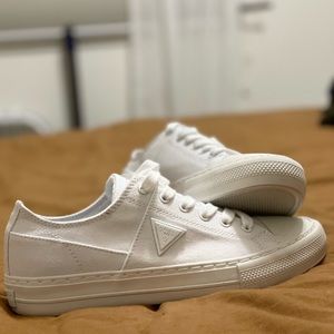Guess White Canvas Sneaker